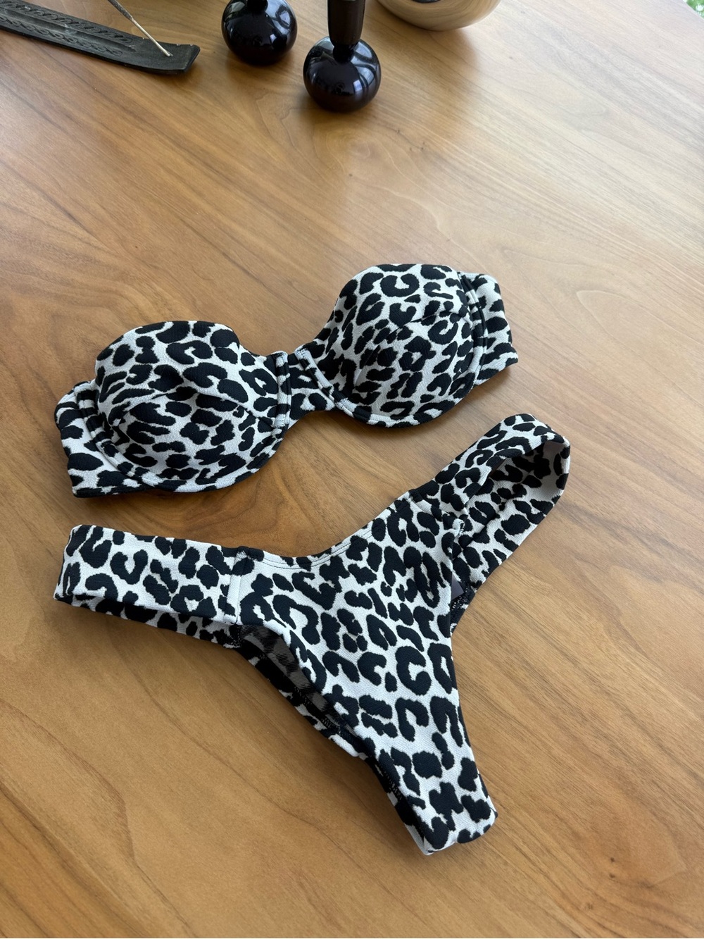 Montce Black and White Leopard Bandeau Bikini - Picture 1 of 8